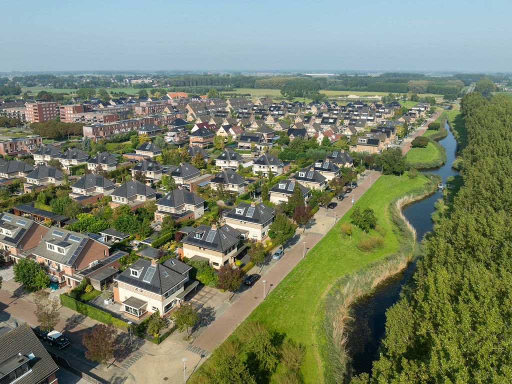 Middellantweide 15, Hellevoetsluis