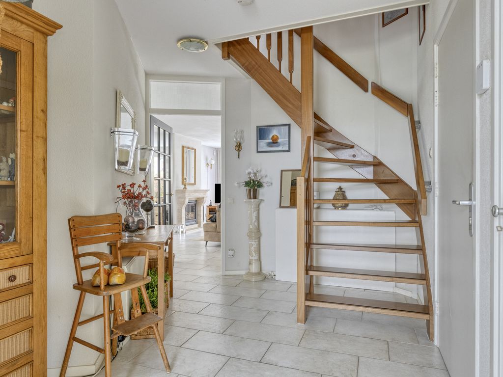 Middellantweide 15, Hellevoetsluis