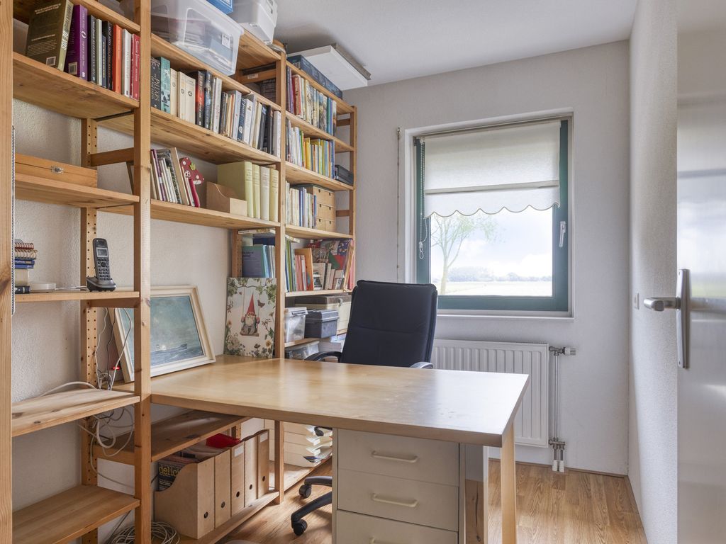 Middellantweide 15, Hellevoetsluis