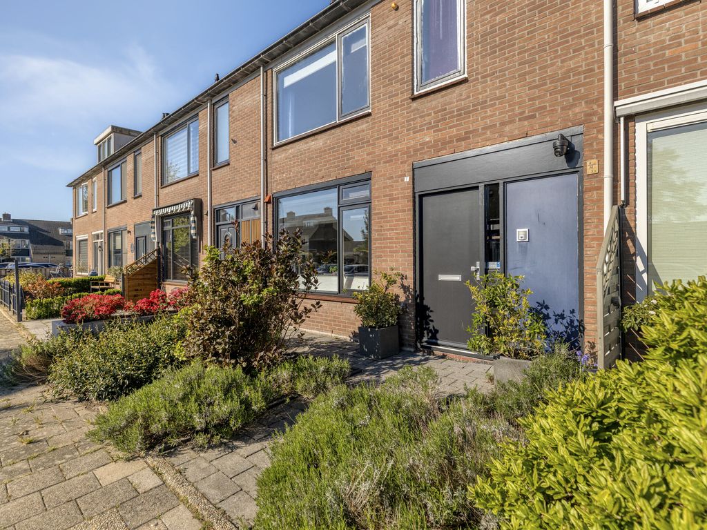 Discuspad 7, Hellevoetsluis