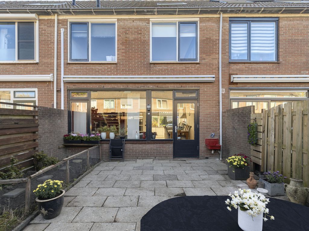 Discuspad 7, Hellevoetsluis