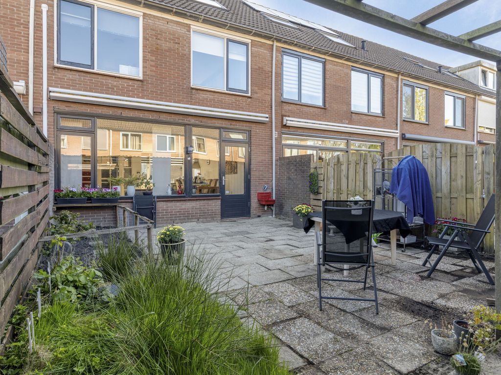 Discuspad 7, Hellevoetsluis