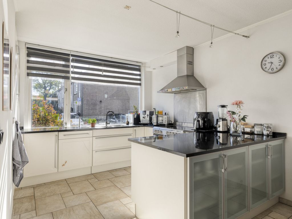 Discuspad 7, Hellevoetsluis