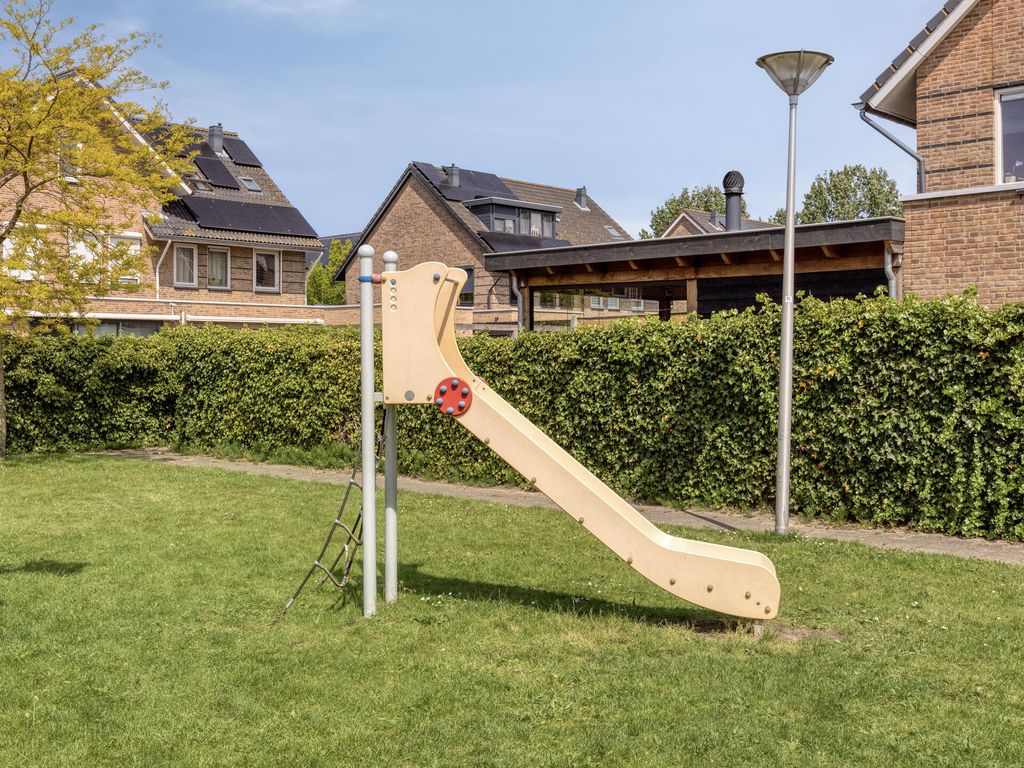 Uithofweide 9, Hellevoetsluis
