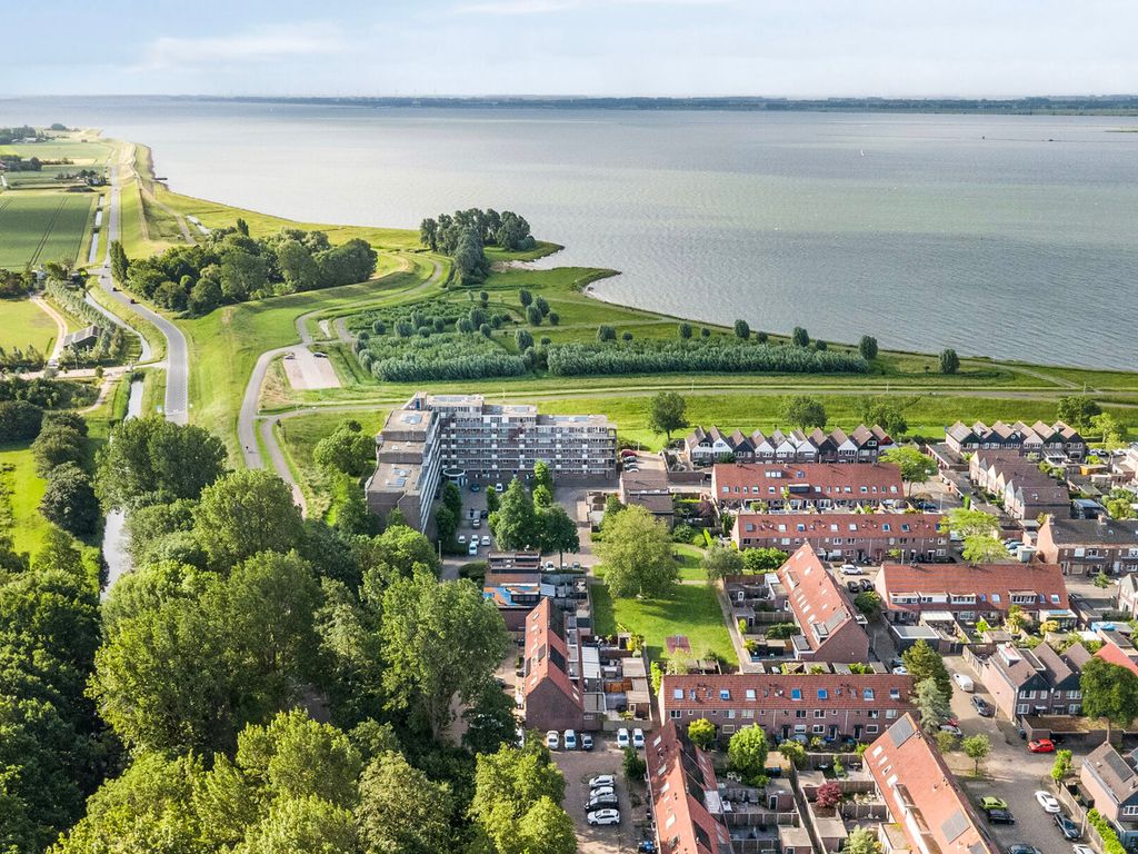 Kraaienest 35, Hellevoetsluis
