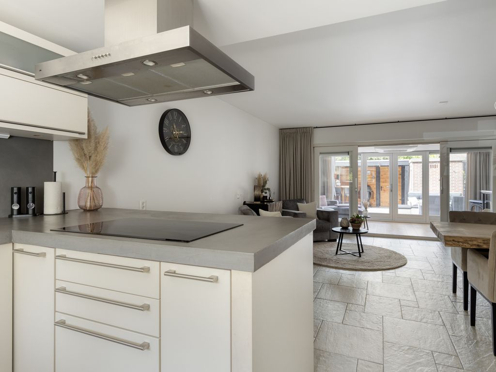 Kraaienest 35, Hellevoetsluis