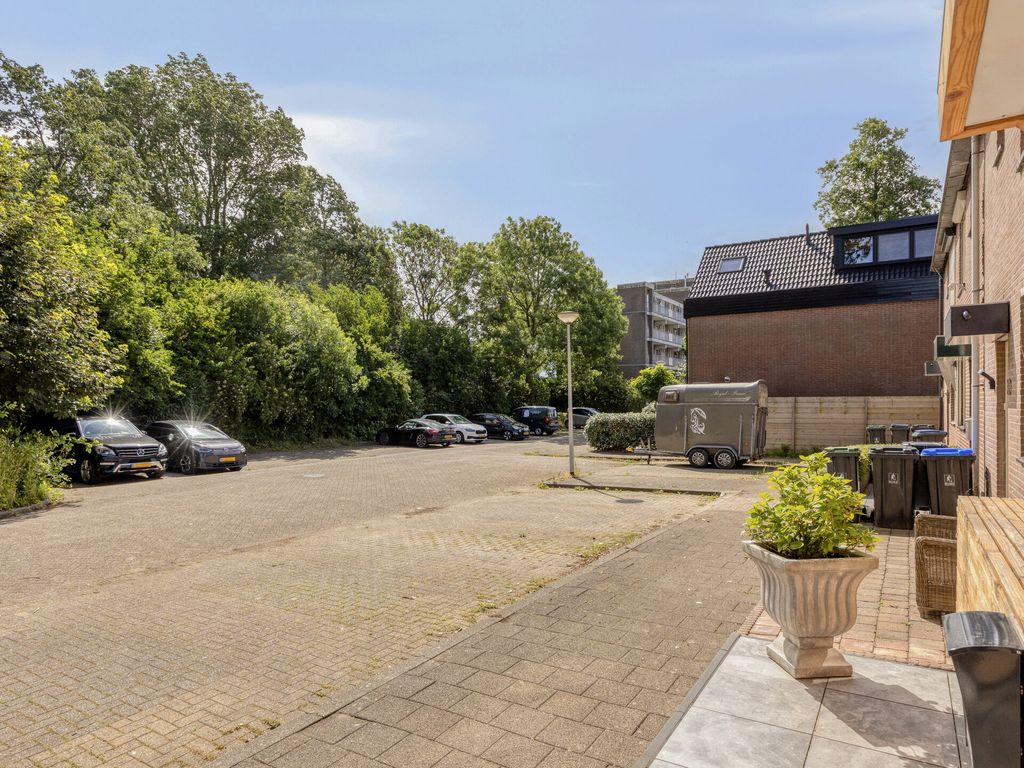 Kraaienest 35, Hellevoetsluis