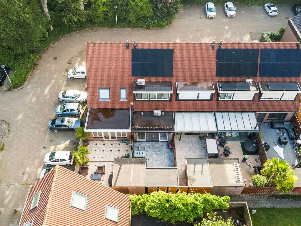 Kraaienest 35, Hellevoetsluis