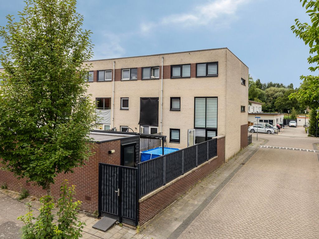 Waddenring 231, Barendrecht