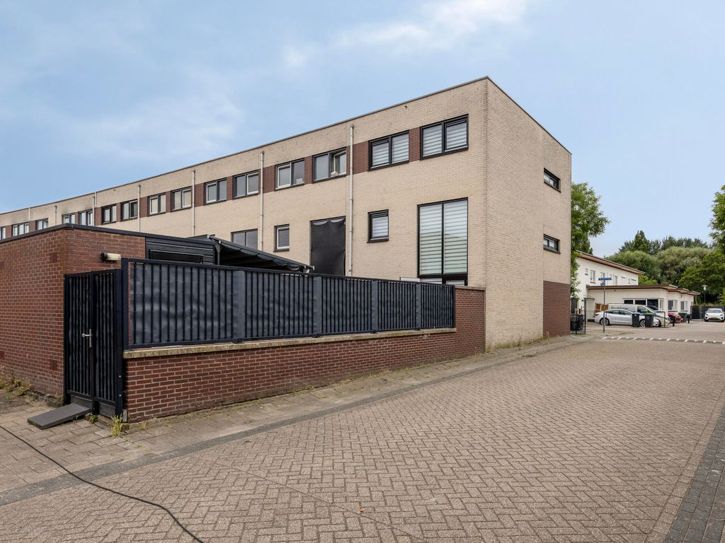 Waddenring 231, Barendrecht
