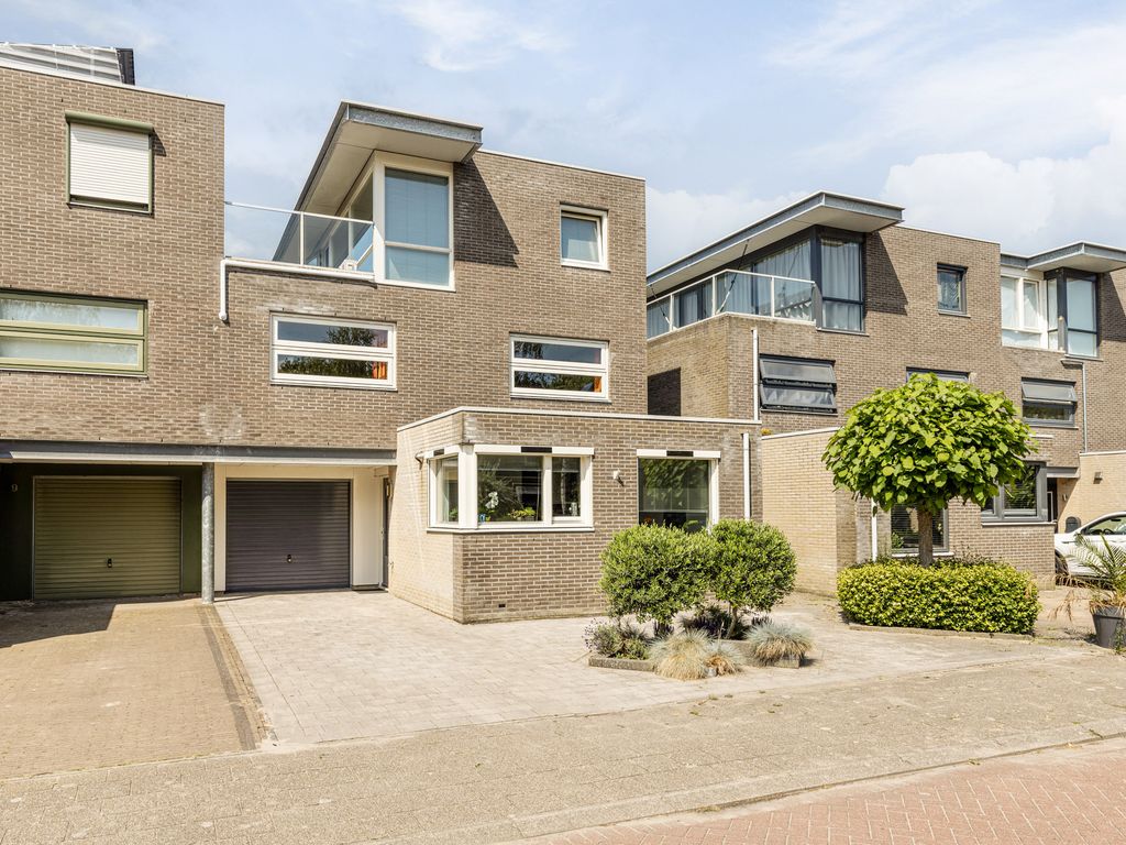 Triathlonweg 10, Hellevoetsluis