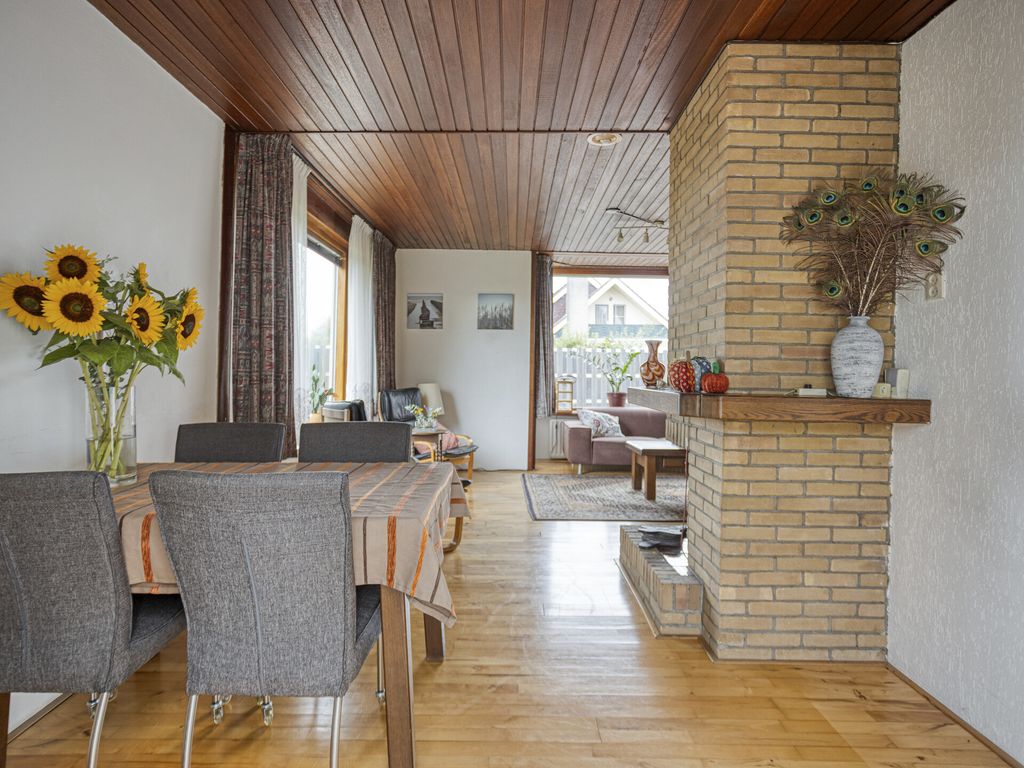 Rietdijk 72, Tinte