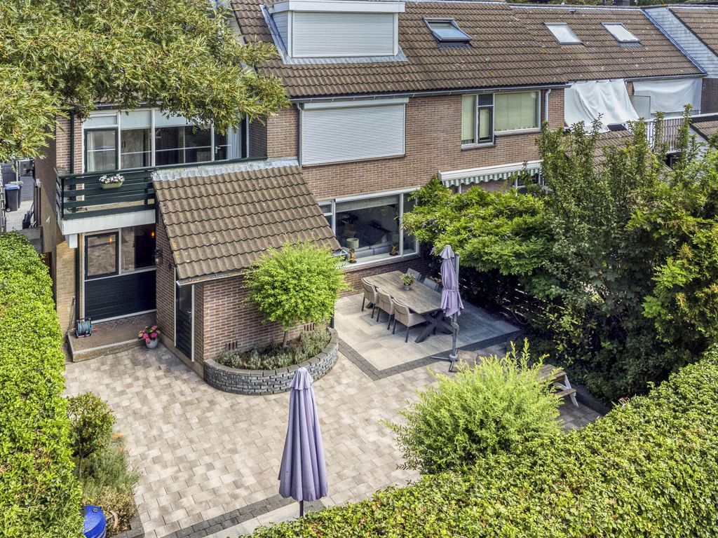 Spoelhoren 12, Hellevoetsluis