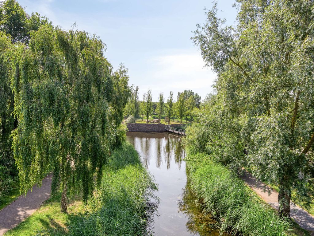 Turfweide 4, Hellevoetsluis