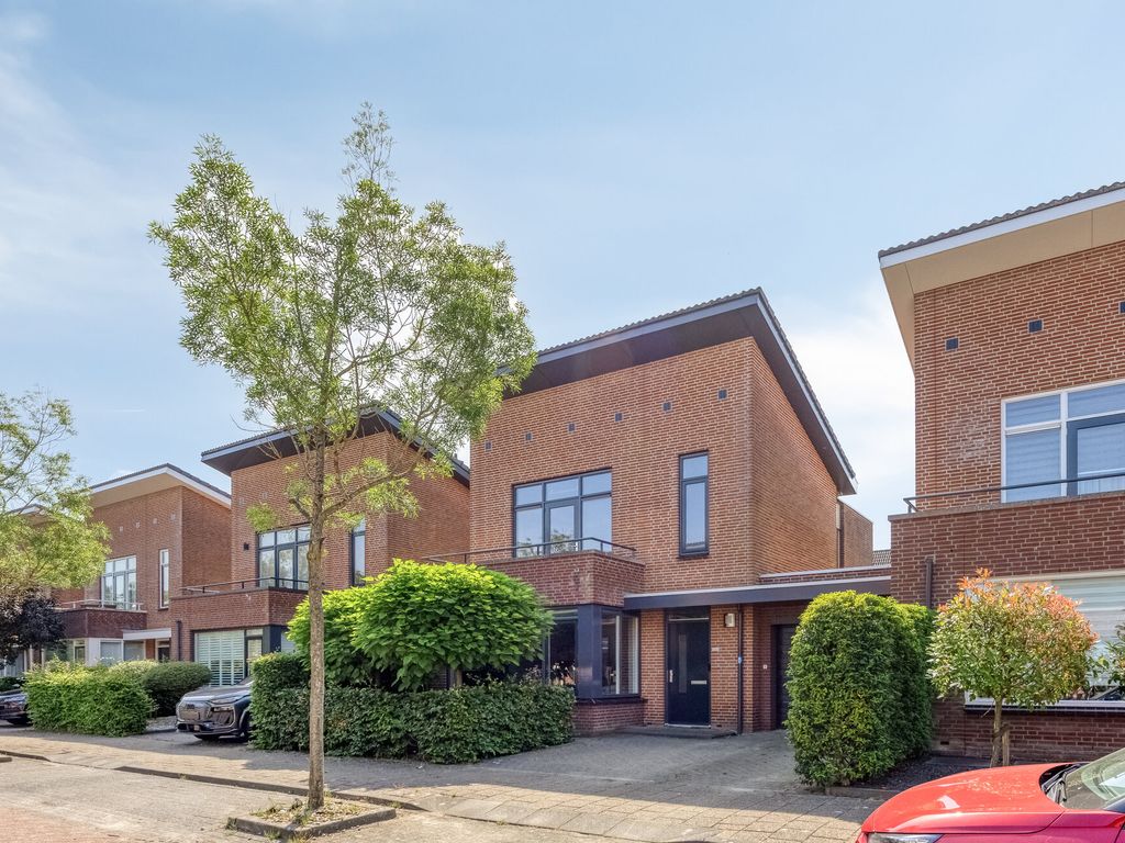 Turfweide 4, Hellevoetsluis
