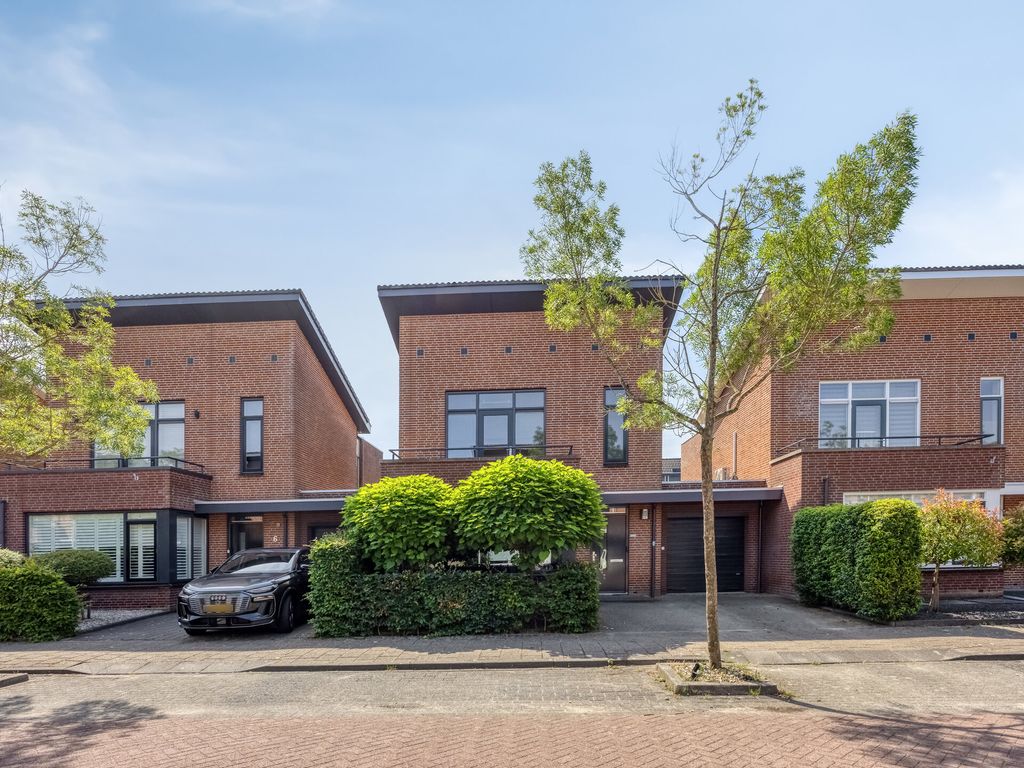Turfweide 4, Hellevoetsluis