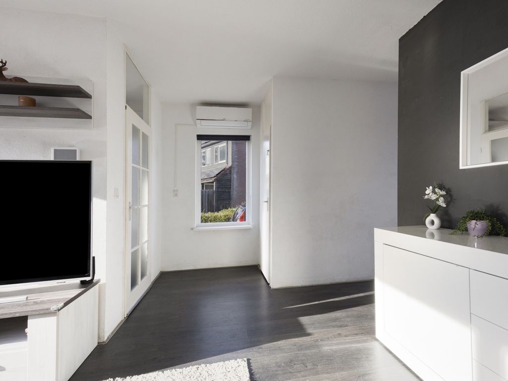 Mantelschelp 9, Hellevoetsluis