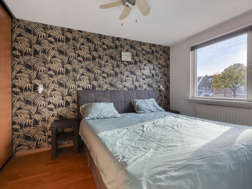 Mantelschelp 9, Hellevoetsluis