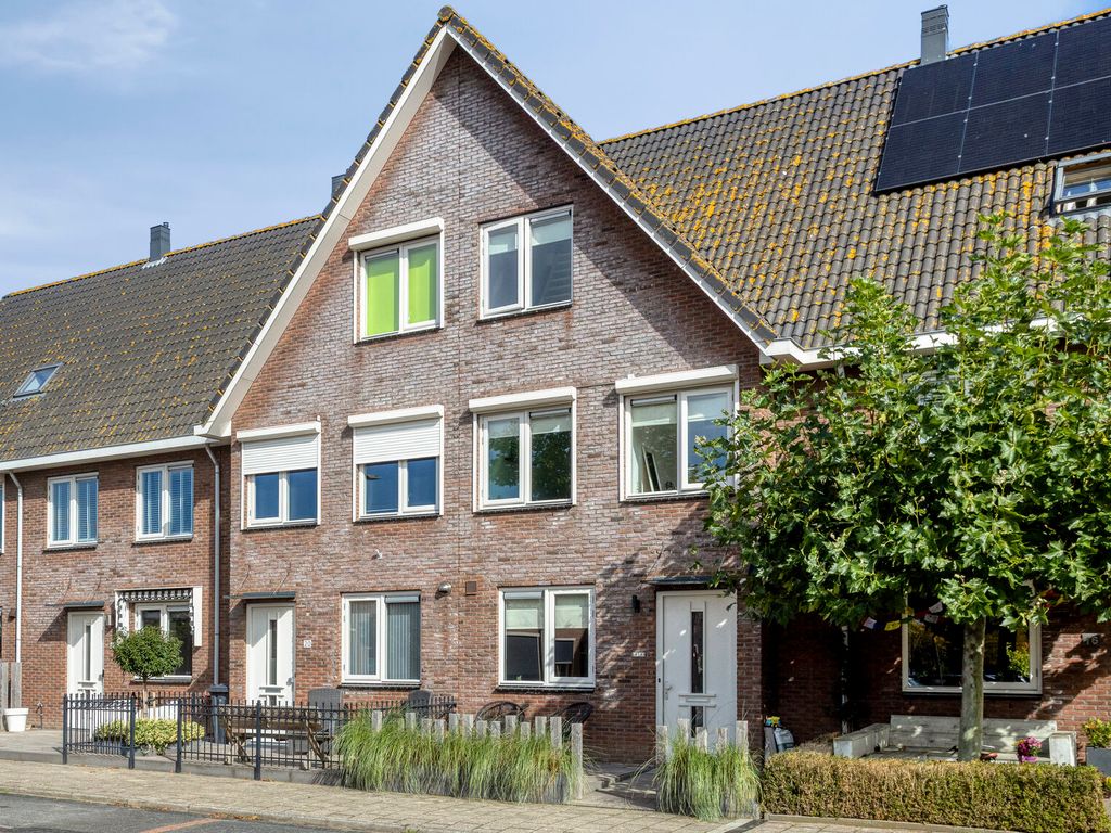 Rode Kruislaan 18, Hellevoetsluis