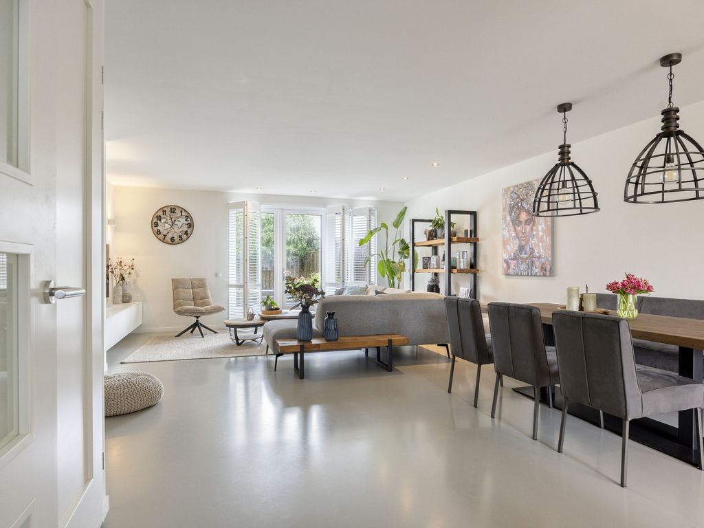 Jupiterlaan 10, Zuidland