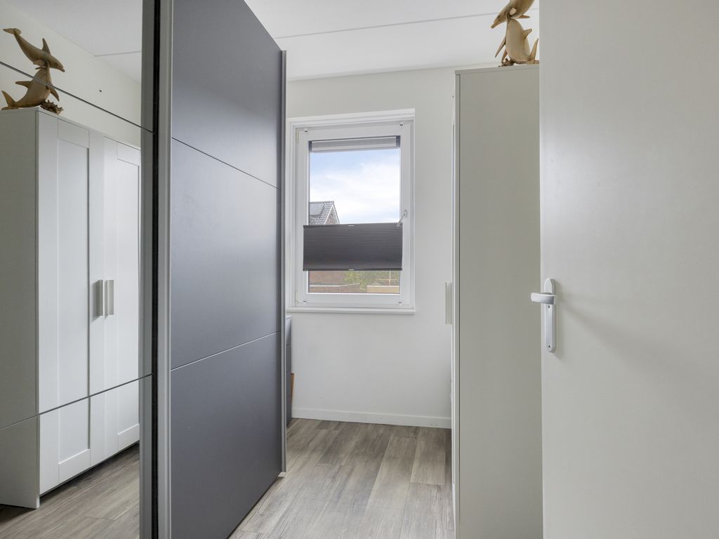 Jupiterlaan 10, Zuidland