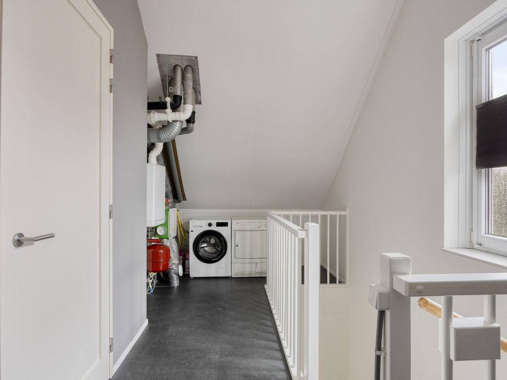 Jupiterlaan 10, Zuidland