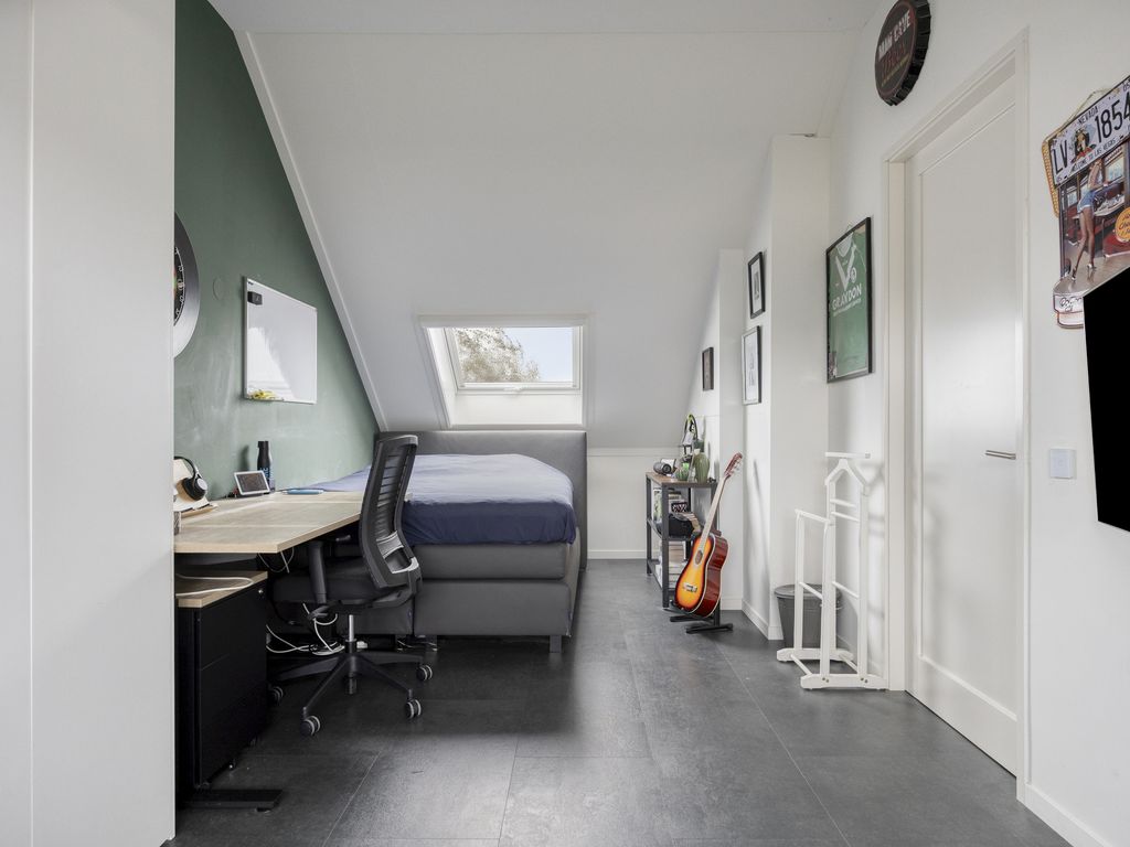 Jupiterlaan 10, Zuidland