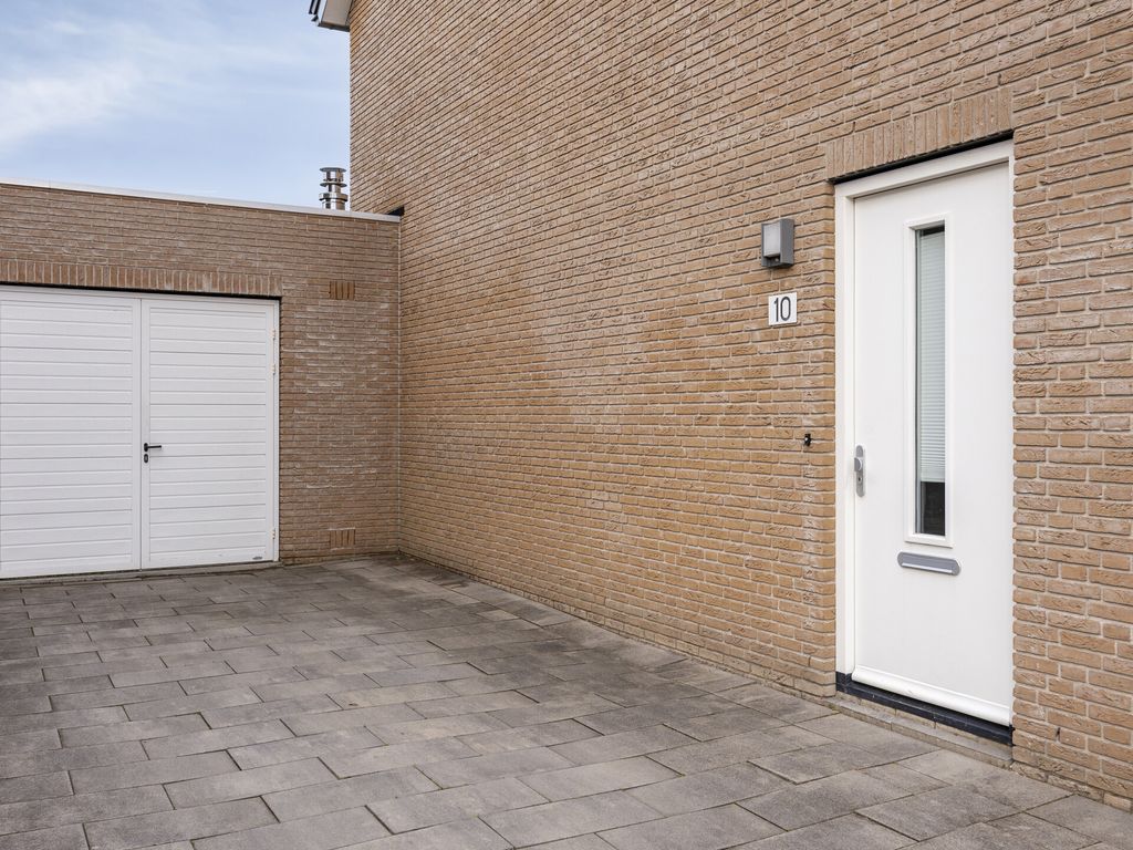 Jupiterlaan 10, Zuidland