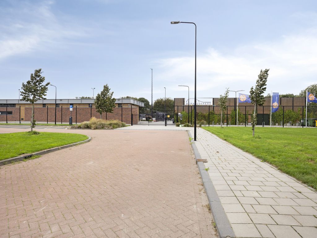 Jupiterlaan 10, Zuidland