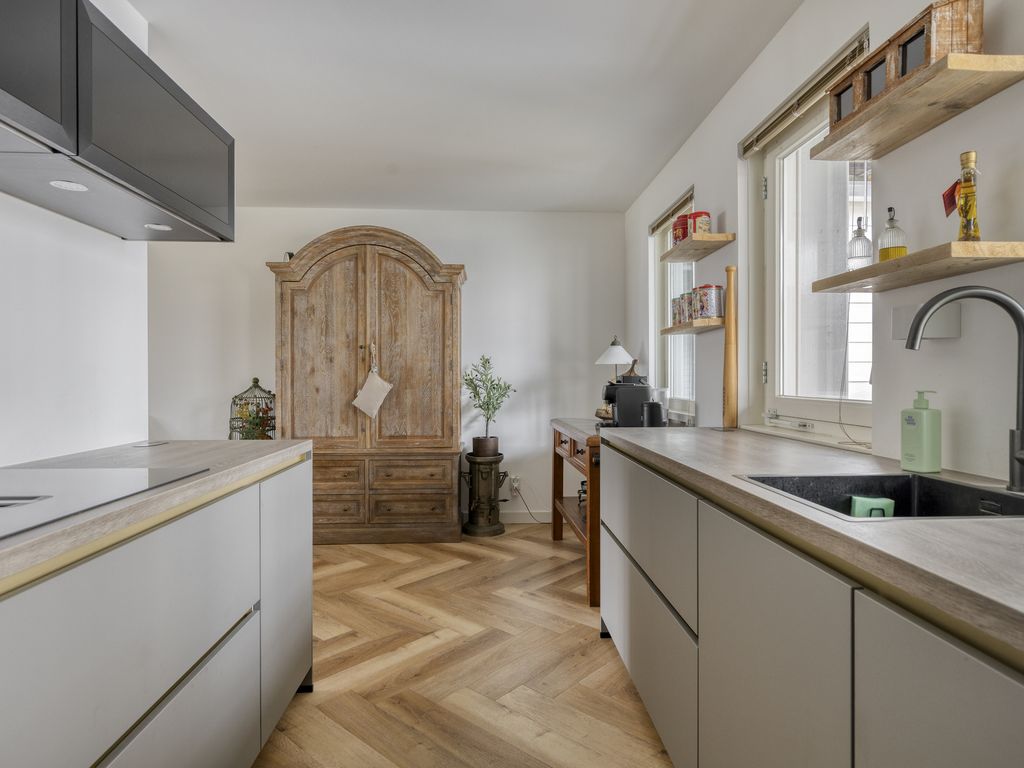 P C Hooftstraat 21, Hellevoetsluis