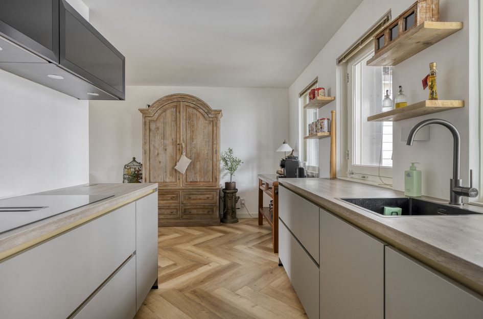 P C Hooftstraat 21