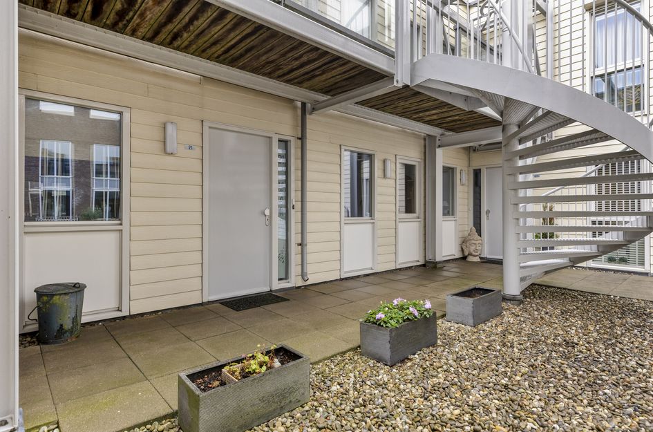 P C Hooftstraat 21