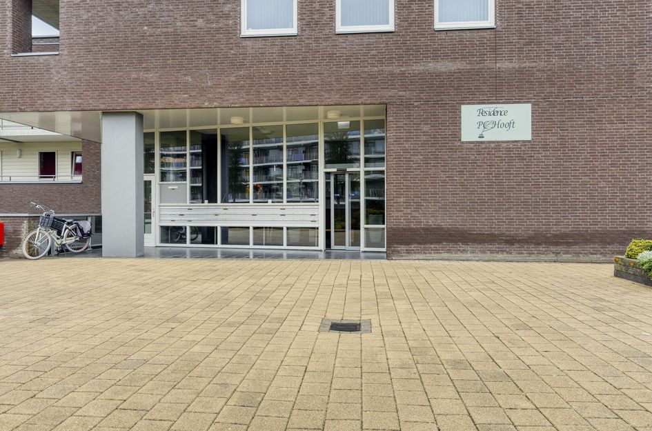 P C Hooftstraat 21