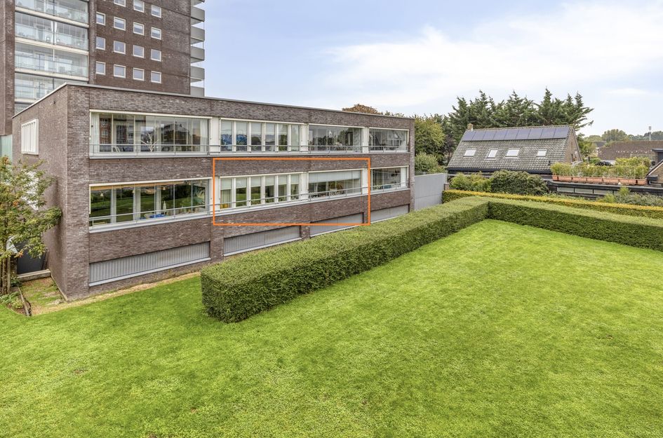 P C Hooftstraat 21