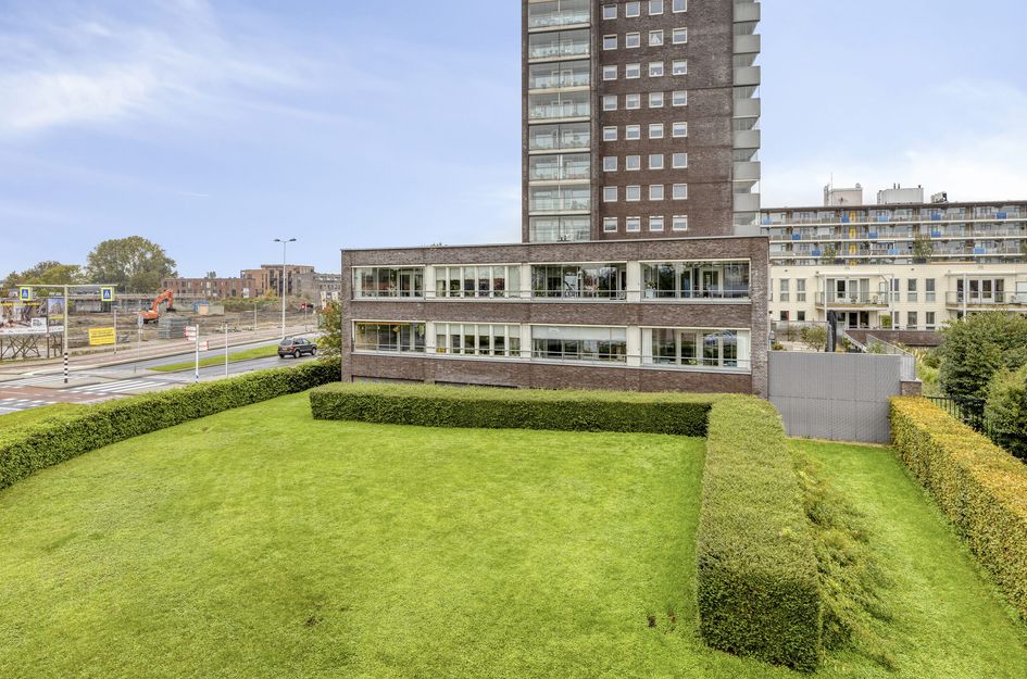 P C Hooftstraat 21