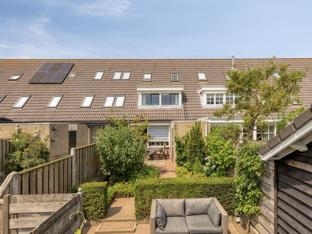 Trambaanlaan 7, Zuidland