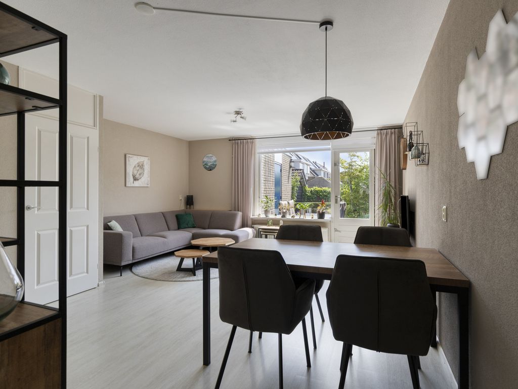 Trambaanlaan 7, Zuidland