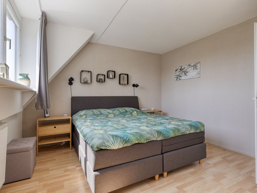 Trambaanlaan 7, Zuidland