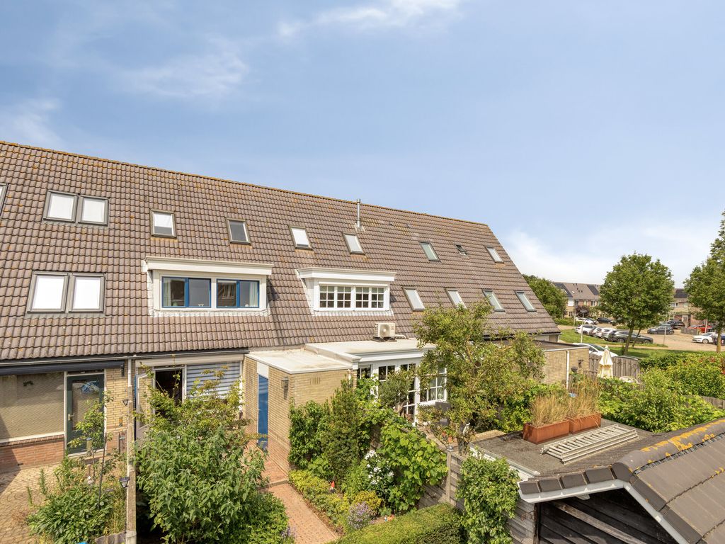 Trambaanlaan 7, Zuidland