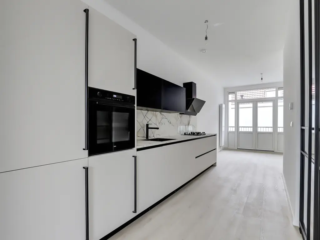 Oostzeedijk Beneden 25A 02, ROTTERDAM