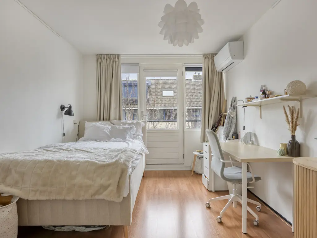 Mahlerstraat 8, CAPELLE AAN DEN IJSSEL