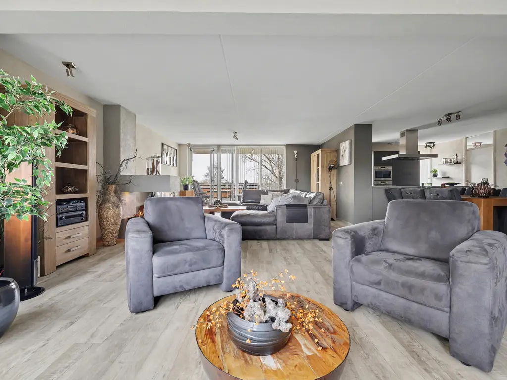 Maasboulevard 7, SPIJKENISSE