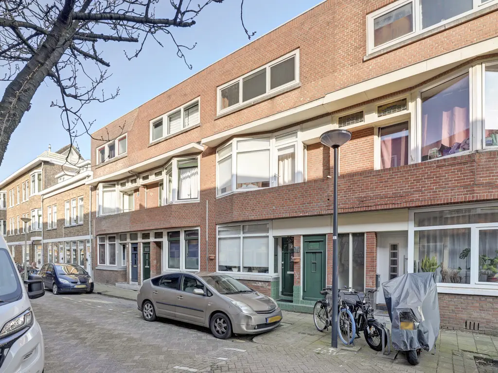 Halleystraat 11, SCHIEDAM