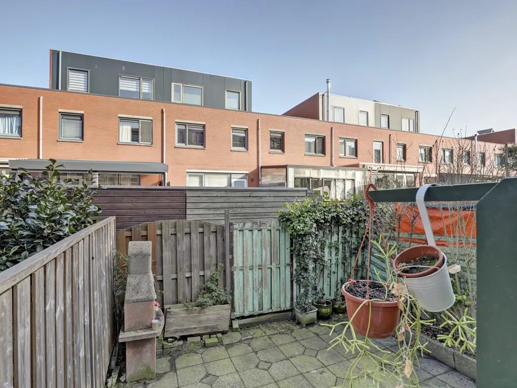 Halleystraat 11, SCHIEDAM