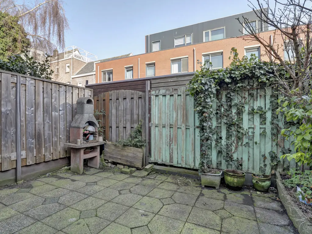 Halleystraat 11, SCHIEDAM