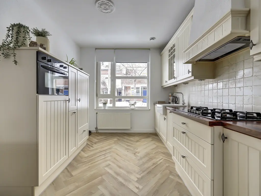 Krekelveen 356, SPIJKENISSE