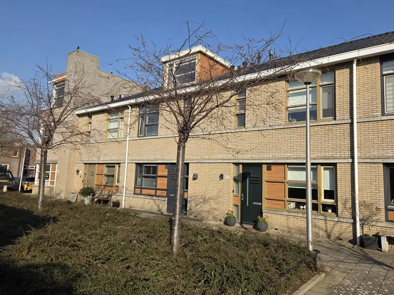 Krekelveen 356, SPIJKENISSE