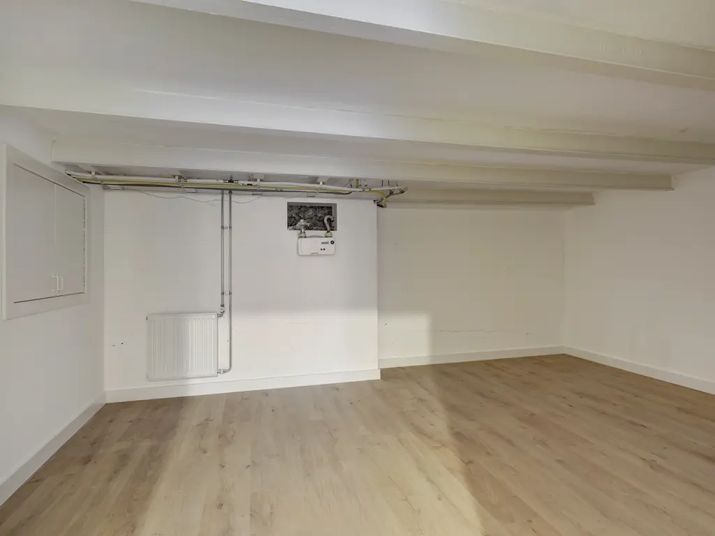 Professor Kamerlingh Onneslaan 144B, SCHIEDAM