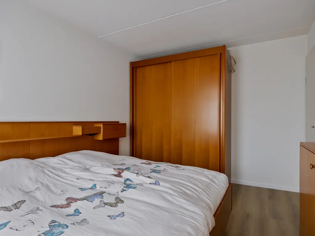 De Ruyterstraat 15, CAPELLE AAN DEN IJSSEL