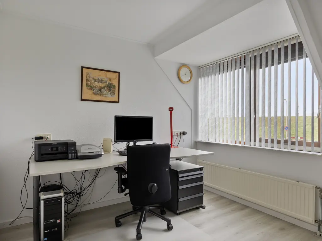 De Ruyterstraat 15, CAPELLE AAN DEN IJSSEL